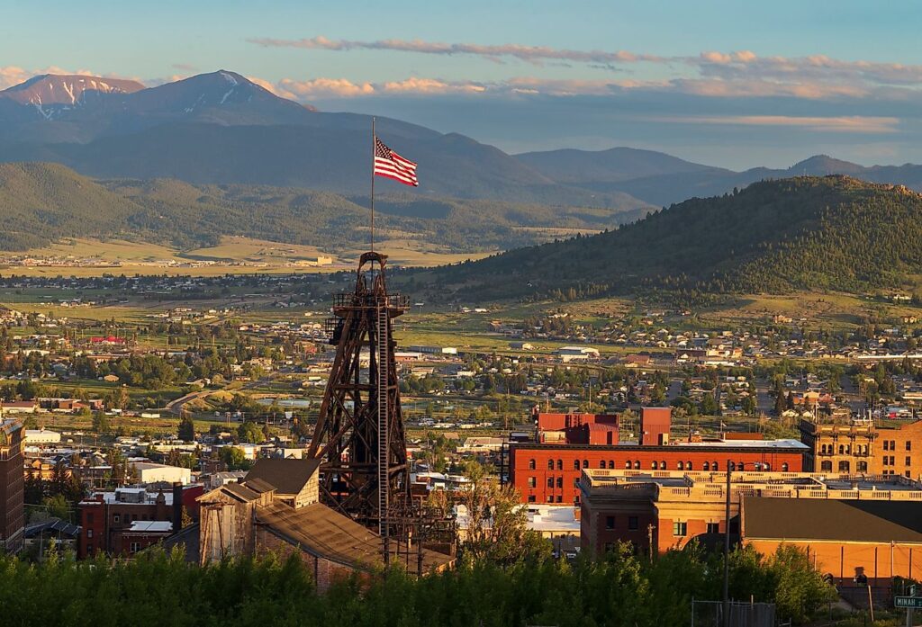 10 Most Welcoming Towns In Montana's Countryside